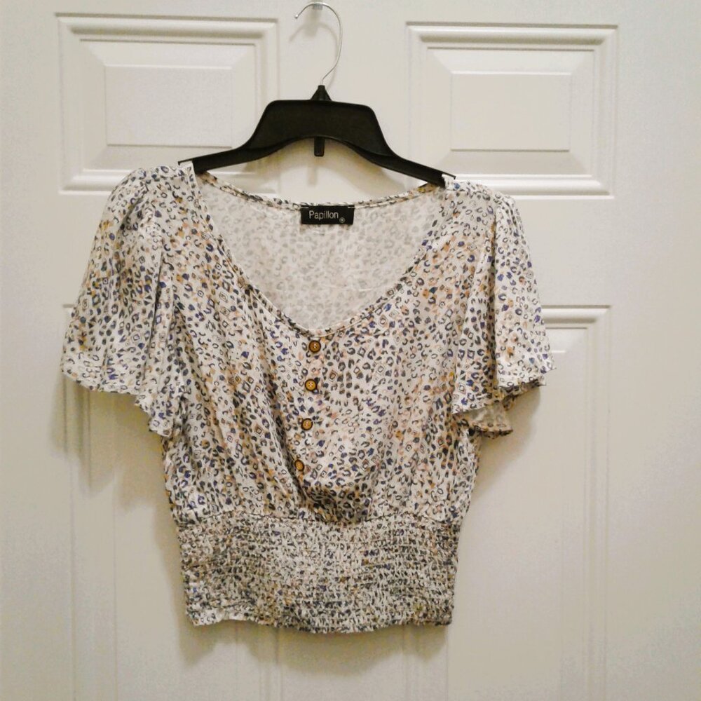 Papillon - woman's short sleeve top - Size M ⭐️HOST PICK⭐️
